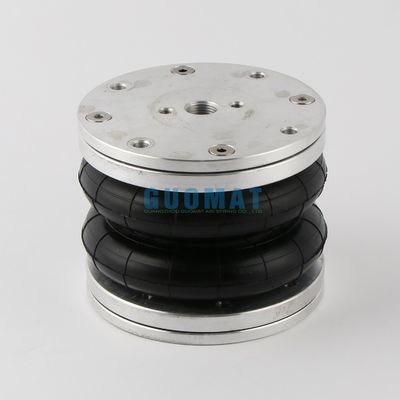 Le moteur est équipé d'un moteur de combustion à air comprimé.